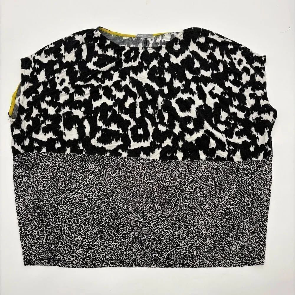 Zara | Black and White Patterned Women's Top